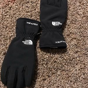 North face gloves used